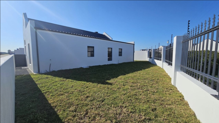 To Let 3 Bedroom Property for Rent in Laguna Sands Western Cape